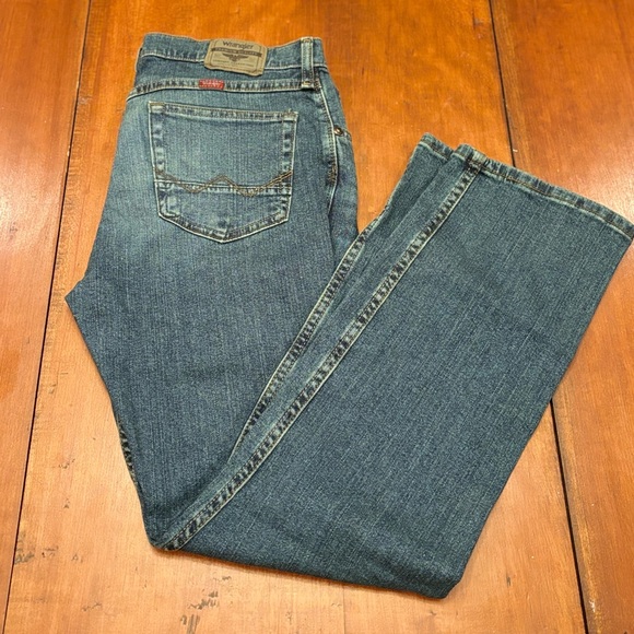 Wrangler Men’s Slim Straight Jeans - Picture 1 of 3